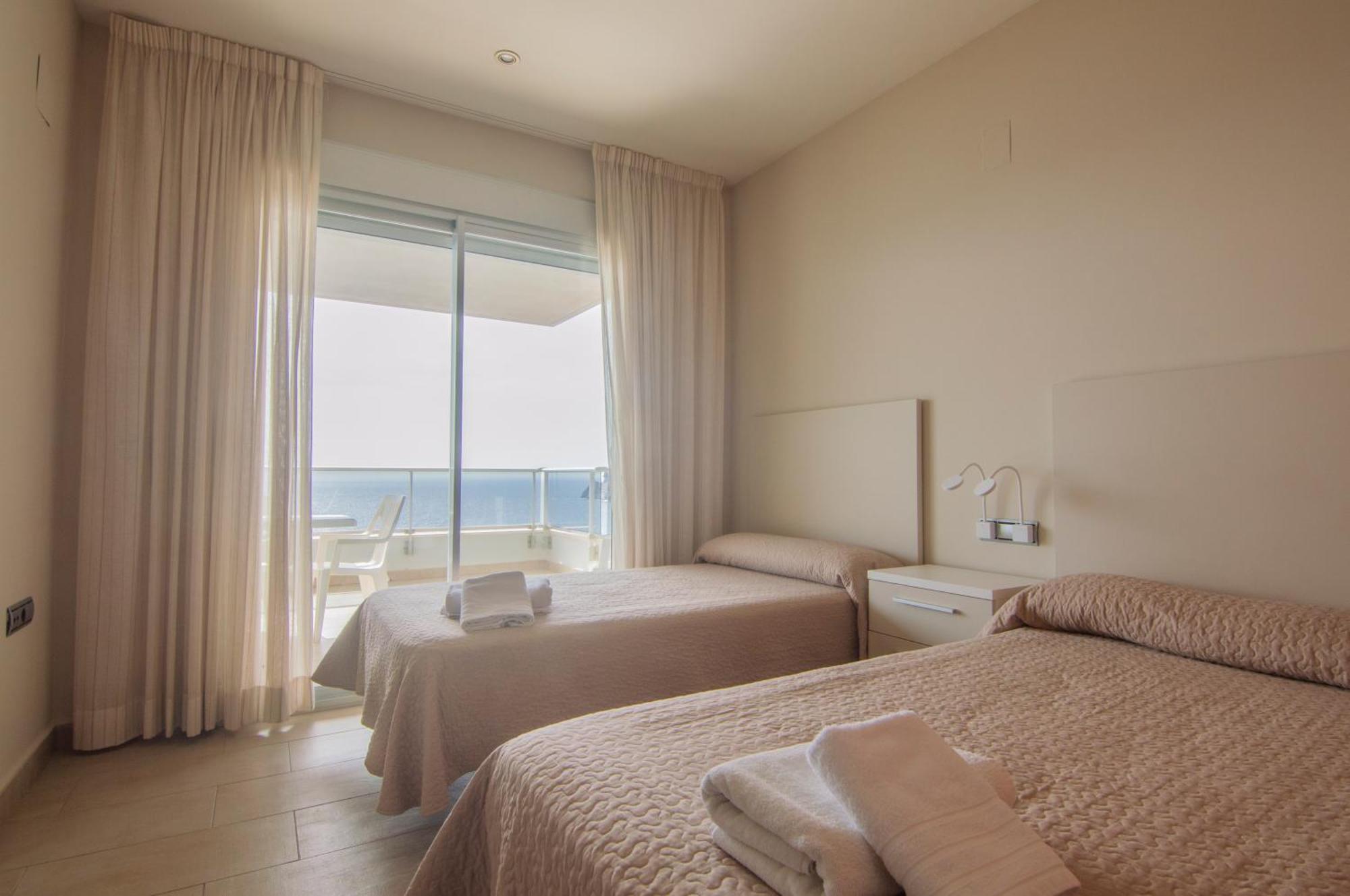 Apartamentos Entremares - Grupo Antonio Perles Calpe Kültér fotó